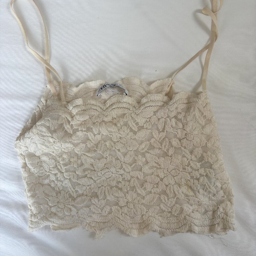 White lace crop tank top